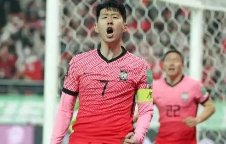 韩国球员侮辱C罗,葡萄牙主帅-C罗被换下时不满是因为遭韩国球员侮辱