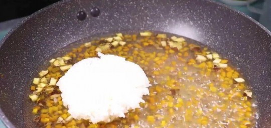 米饭泡水吃的危害,开水泡饭好吗？