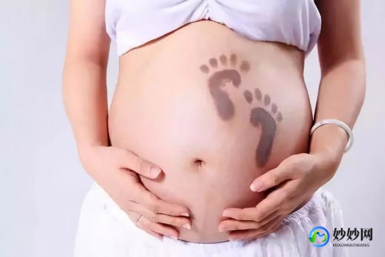 孕妇尿黄正常吗,怀孕尿黄怎么回事