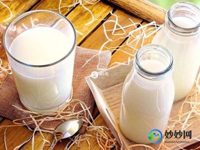 发烧能喝牛奶吗？,半夜发烧能喝牛奶吗