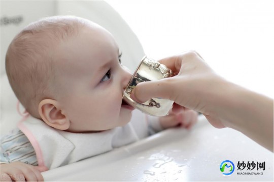 母乳喂养知识,母乳喂养的注意事项