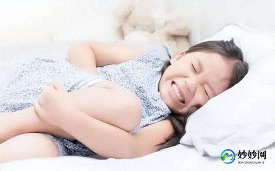 孩子什么时候来月经,孩子多大来月经