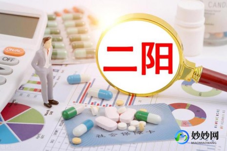 新冠嗓子痒痒老想咳嗽怎么办,新冠嗓子痒干咳吃什么药