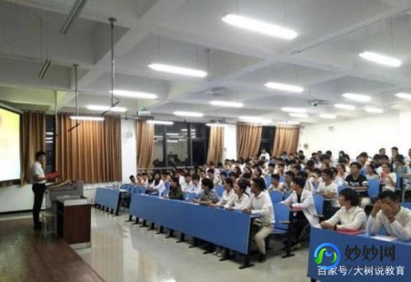 新冠期间可以洗澡洗头吗,确诊新冠可以洗澡吗
