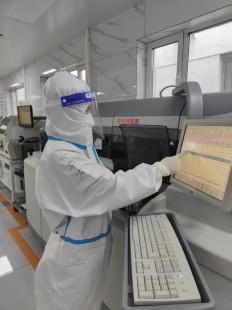 新冠低烧怎么办,新冠一直低烧不退怎么办