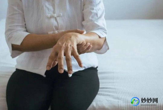 绝经前的症状,女人绝经前有何症状