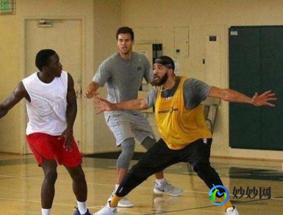 nba08解说补丁,NBA08手游解说补丁,掌控球场,制胜攻略大揭秘!