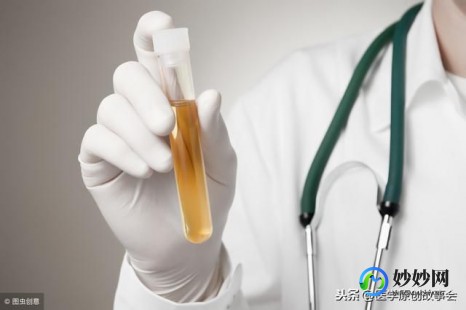 突然像尿了一样出了一股水,女性下体有液体流出像尿一样