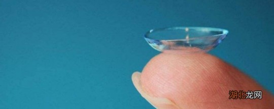 游泳时能带隐形眼镜吗,游泳可以戴隐形眼镜吗