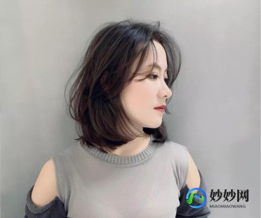 脸颊两边红红的是什么原因,为什么脸颊两边总是红红的怎么办