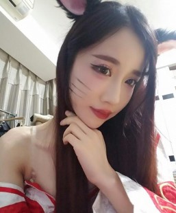 qq卡通皮肤大全,阿狸QQ透明皮肤素材大揭秘,打造个性化游戏体验!