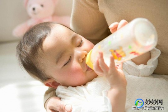 幼儿经常喝奶粉会怎么样,儿童经常喝奶粉对身体怎么样