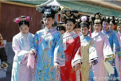 女子学院小游戏中文版,女子学院一夜中文版,建议,女子学院一夜中文版,深度手游玩