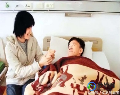 wx拍了拍肩膀叫了声爸爸怎么设置,wx趣味新玩法,如何设置拍了拍肩膀叫了声爸爸