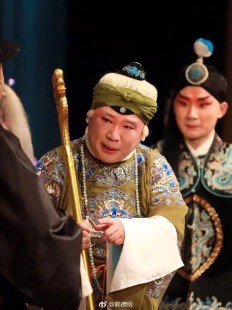 天龙八部2百宝箱,简单百宝箱天龙八部,天龙八部百宝箱攻略,探索江湖,轻松称