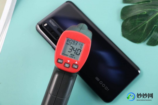cf多开器,cf窗口化多开器,穿越火线手游窗口化多开攻略,一枪在手,多