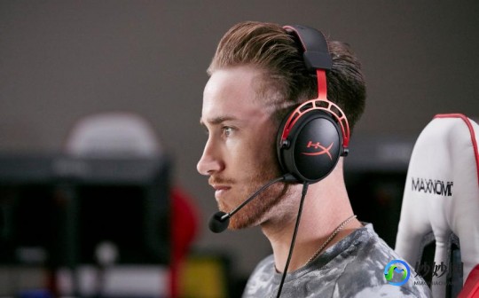 nba2k9怎么扣篮,2K9手游扣篮技巧全解析