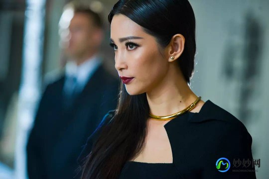李冰冰代言网游,李冰冰倾情代言,热门网游再掀狂潮!