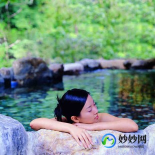 泡温泉要准备什么,泡温泉需要准备哪些东西