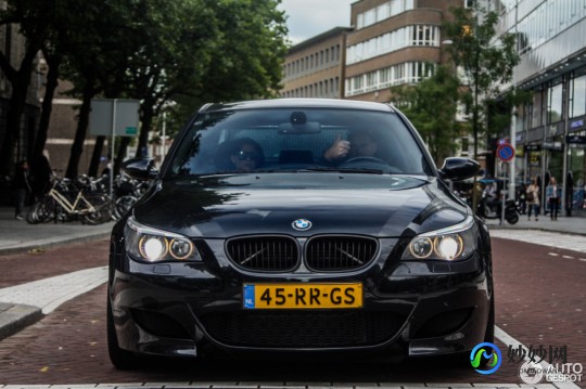 e60m5,探究E60M5,引领时代的智能设备解析