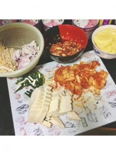 泡菜汤的做法,泡菜汤泡菜汤的做法大全_泡菜汤怎么做好吃泡菜汤的家...