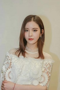 丹妮,丹妮个人资料_丹妮身价_丹妮球队转会信息