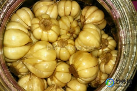 腌糖蒜的正宗方法,腌糖蒜腌糖蒜的做法大全_腌糖蒜怎么做好吃腌糖蒜的家...