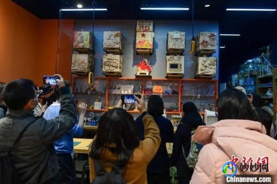 发明工坊2编辑,发明工坊2手游攻略,轻松掌握编辑器,打造专属工坊!—发明工坊2手机汉化版