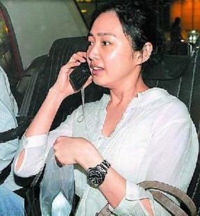 朱丽倩父亲,朱丽倩父亲猝逝刘德华不再潜伏 华仔让朱父失望