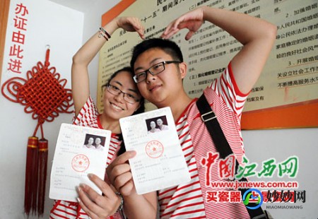 泰国同性恋多吗,泰国允许同性恋结婚还能登记领结婚证吗？