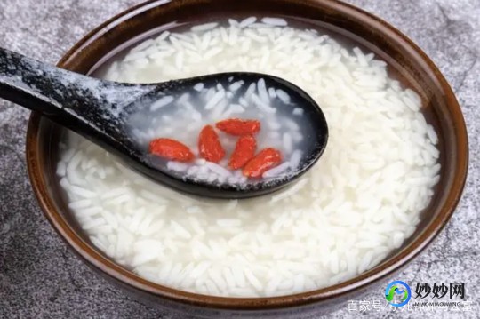 经期可以喝米酒吗,月经期间能吃米酒吗