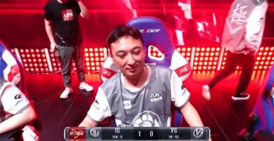 陈赫英雄联盟,陈赫玩lol,陈赫加盟英雄联盟,明星玩家引领电竞新风尚
