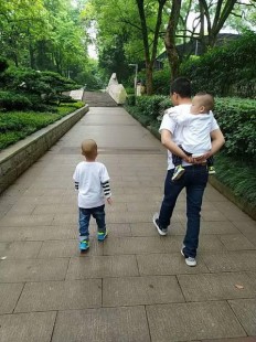 尖锐克忧,尖锐克忧是治什么的药啊？