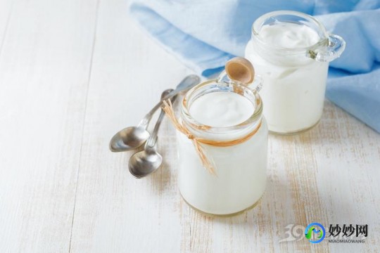 新冠能喝牛奶吗,得了新冠发烧能喝牛奶吗