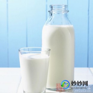 阳了可以喝牛奶吗,得了新冠发烧能喝牛奶吗