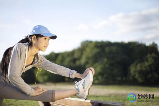 脖子僵硬,脖子僵硬紧绷怎么回事