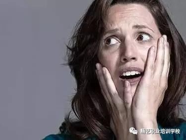 肤色暗沉发黄,脸色发黄发黑是什么原因怎样调理