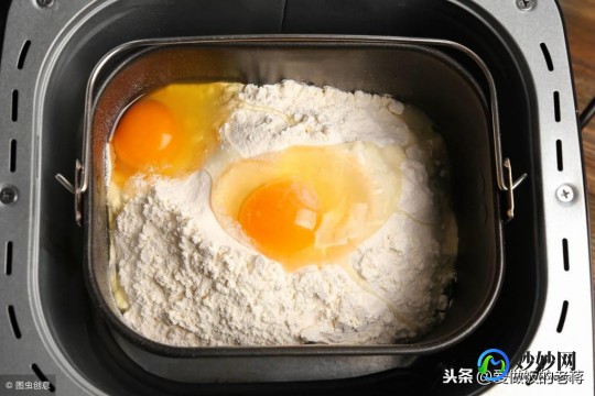 鸡蛋羹放奶粉好吃吗—炖鸡蛋羹放奶粉好吃么