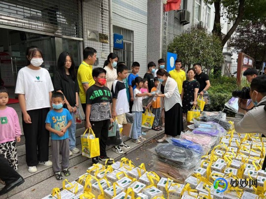 深圳领小罐奶粉怎么样,深圳怎么领公益奶粉