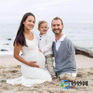 排球可以用脚吗,排球新规解读,比赛中真的可以用脚踢球吗？