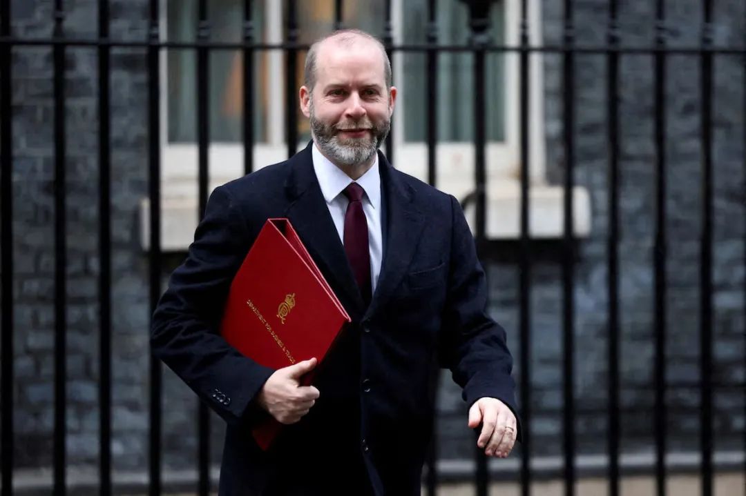 OECD警示+英美谈判遇阻，英镑面临宏观与政治双重夹击